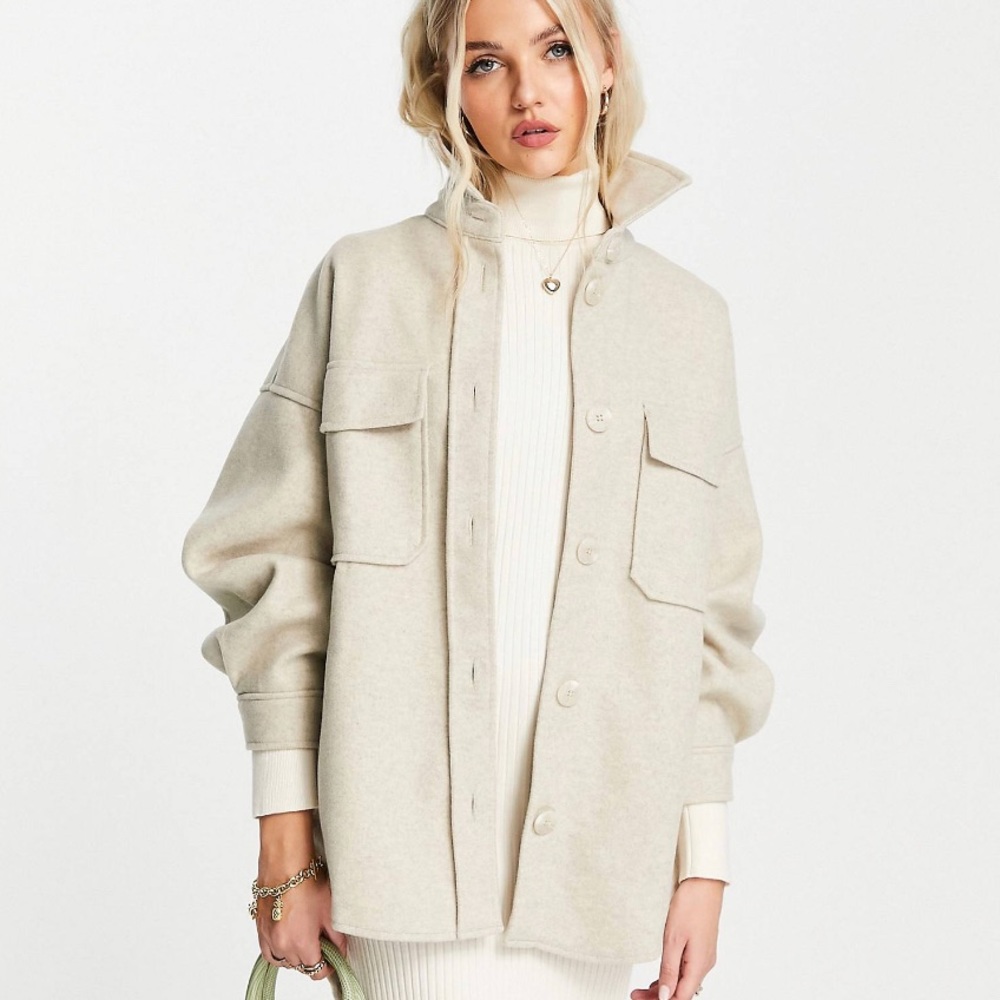 STRADIVARIUS cream oversized shacket / jacket